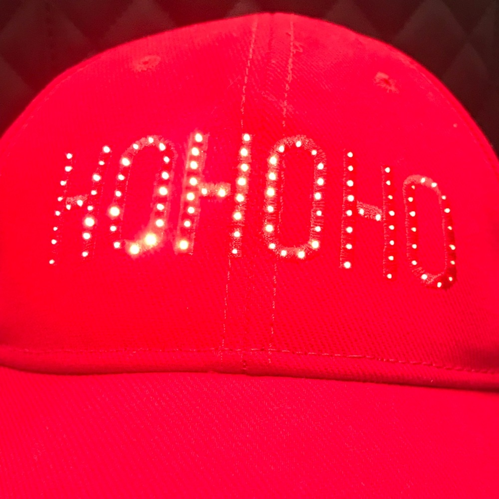 New with tags American Eagle Light Up Ball Cap